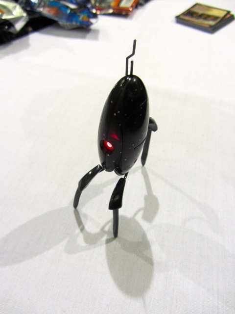 A tiny Portal turret